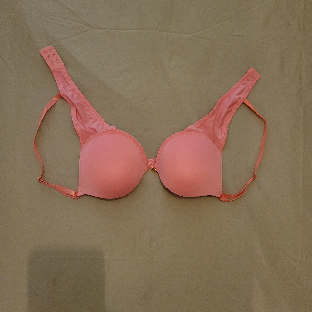 Jessica Simpson Bra